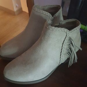 Girls Sugar Cronut Booties!